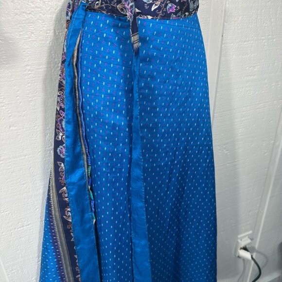 Darn Good Yarn Women’s Blue Silk Sari/ Wrap Skirt One Size NWT - Picture 4 of 11